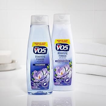 VO5 Moisturizing Blooming Freesia Shampoo Bottles