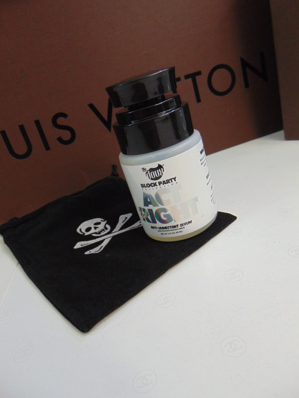 THE DOUX Block Party Act Right Anti-Humidity Serum 2oz